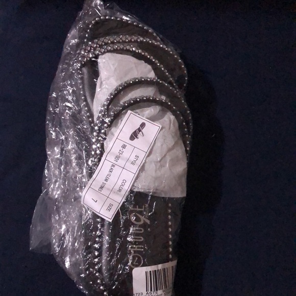 Black rhinestone sandal slipper size 7 but fit women 6 brand new shoe - Picture 6 of 9